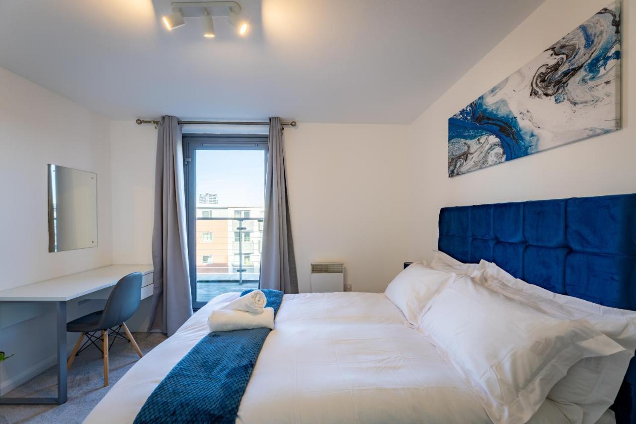 Penthouse City Centre - Luxury Apartment เบอร์มิงแฮม ภายนอก รูปภาพ